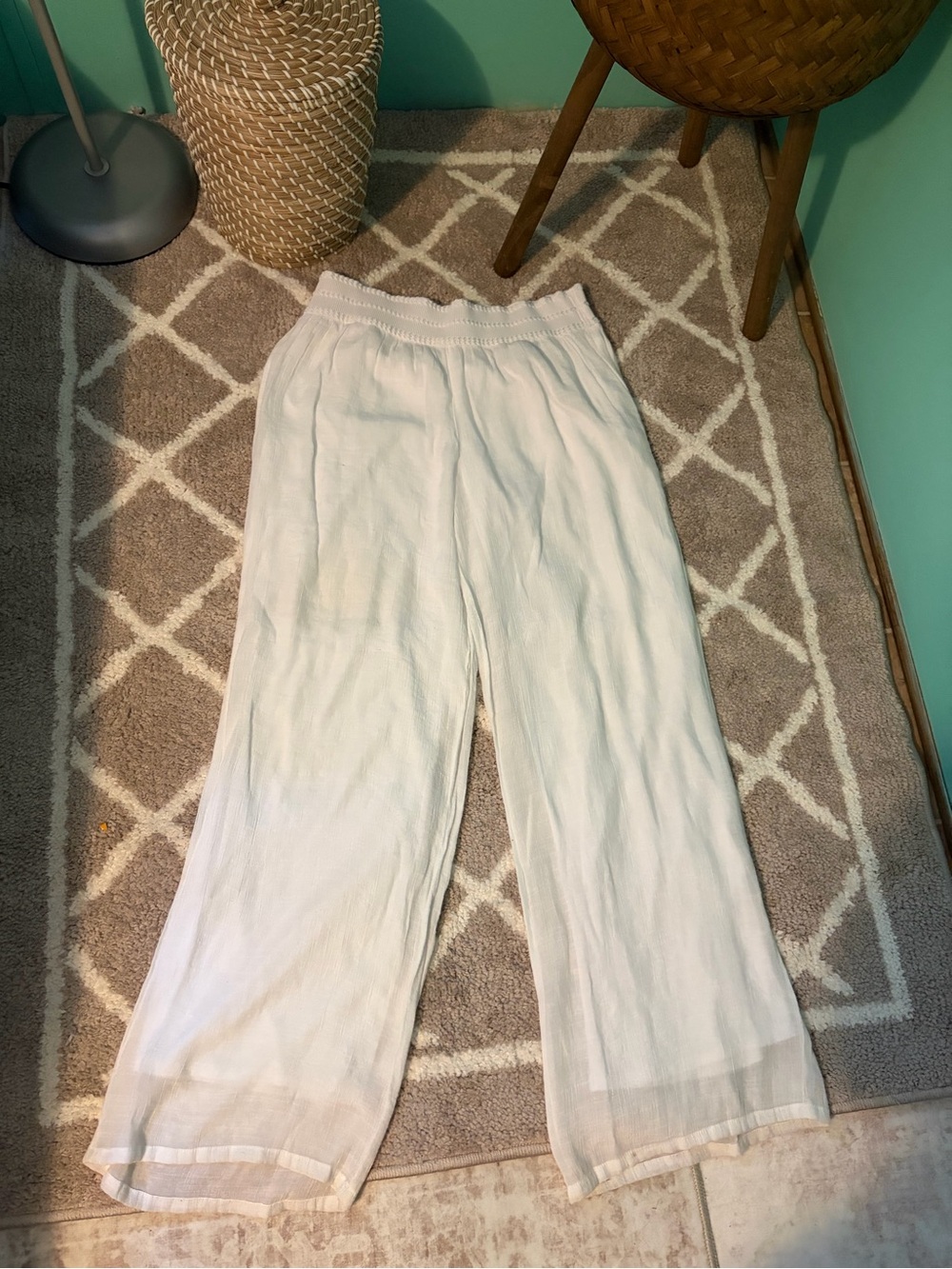 White guacho airy  Wide-Leg Women’s Pants